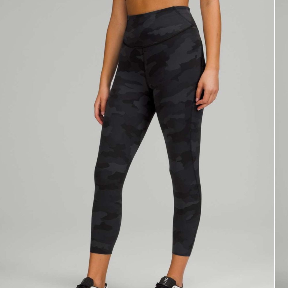 Lululemon Camo High-Rise Crop Leggings in Deep Coal